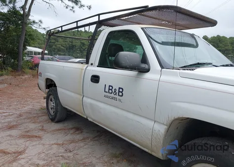 2003 Chevrolet Silverado 1500 Work Truck z USA, uszkodzony, nr VIN 1GCEK14X73Z214481
